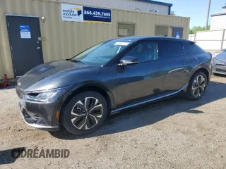 2024 Kia EV6 Wind with VIN KNDC34LAXR5192012, listed as a Copart auction lot 52790655 with 21,612 mi miles and Clean Title. Bid and sale history available at carsss.com. Image 1.