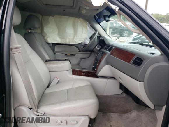 2013 Chevrolet Avalanche LTZ with VIN 3GNTKGE74DG303121, listed as a Copart auction lot 70452564 with 0 mi miles and Salvage Title. Bid and sale history available at carsss.com. Image 7.