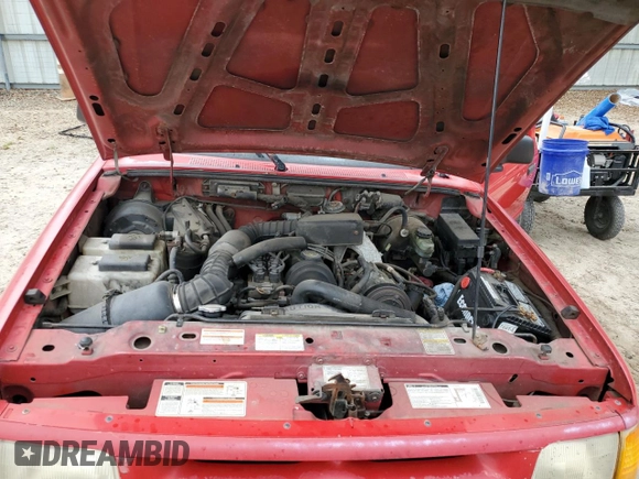 1996 Ford Ranger XL z VIN 1FTCR10A6TPB24531, wystawiony jako Copart lot #51973615 z przebiegiem 140 392 mil mil oraz Szkoda całkowita • Salvage title. Historia ofert i sprzedaży dostępna na DreamBid. Obrazek 11.