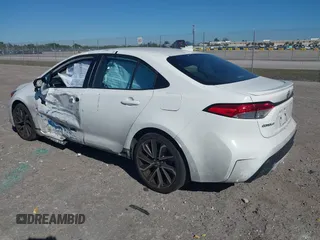 2020 Toyota Corolla SE with VIN 5YFS4RCE1LP024634, listed as a IAAI auction lot 41828897 with 61,330 mi miles. Bid and sale history available at carsss.com. Image 3.