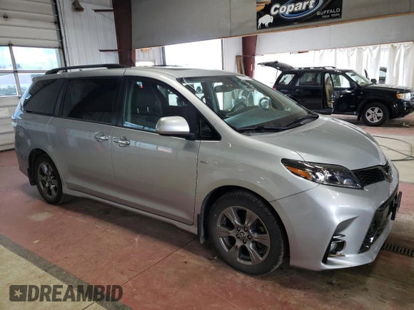 2019 Toyota Sienna SE с VIN 5TDEZ3DC3KS221691, выставлен на аукционе Copart как лот 68318484 с пробегом 59 319 миль миль и Списание • Salvage title. История ставок и продаж доступна на DreamBid. Изображение 4.