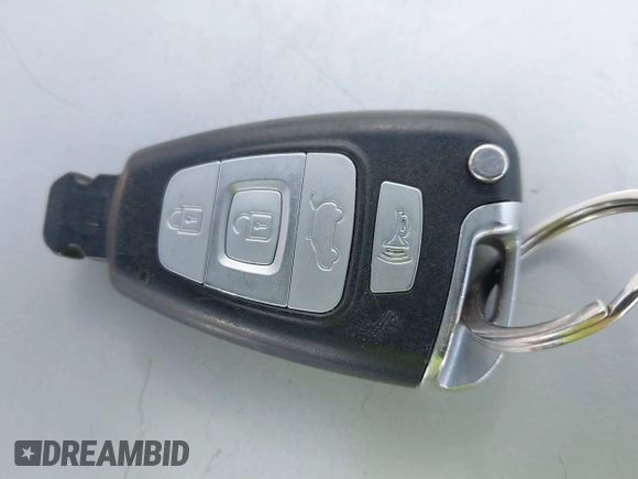 2011 Hyundai Veracruz GLS with VIN KM8NUDCC6BU176825, listed as a IAAI auction lot 41616493 with 174,006 mi miles and . Bid and sale history available at DreamBid. Image 11.