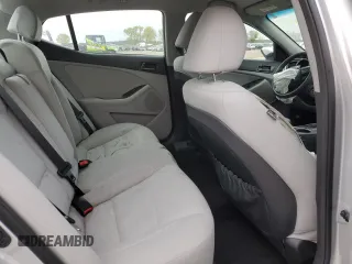 2014 Kia Optima LX z VIN 5XXGM4A73EG266544, wystawiony jako Copart lot #53988705 z przebiegiem 66 356 mil mil oraz Szkoda całkowita • Salvage title. Historia ofert i sprzedaży dostępna na DreamBid. Obrazek 10.