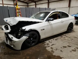 2007 BMW 3 Series 328xi with VIN WBAWC335X7PD05923, listed as a Copart auction lot 61159375 with 229,241 mi miles and Salvage title. Bid and sale history available at DreamBid. Image 1.