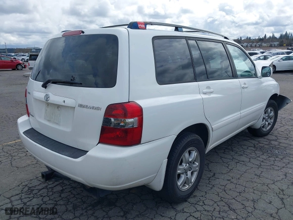 2006 Toyota Highlander w/3rd Row with VIN JTEEP21A560149531, listed as a IAAI auction lot 41812138 with 178,140 mi miles. Bid and sale history available at carsss.com. Image 4.