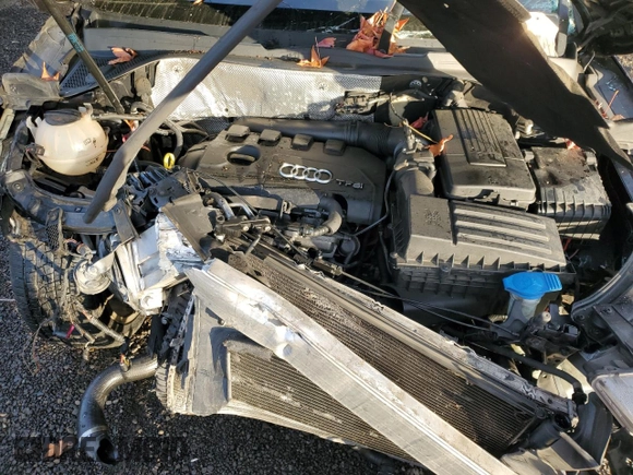 2015 Audi Q3 2.0T Prestige with VIN WA1GFCFS8FR007672, listed as a Copart auction lot 83324044 with 0 mi miles and Salvage Title. Bid and sale history available at carsss.com. Image 12.