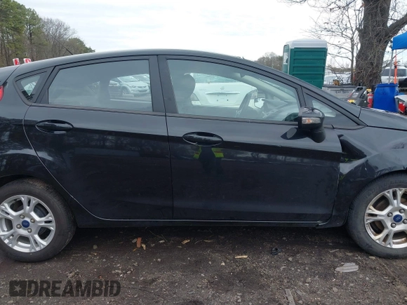 2015 Ford Fiesta SE with VIN 3FADP4EJ9FM175123, listed as a IAAI auction lot 41948452 with 130,801 mi miles. Bid and sale history available at carsss.com. Image 13.
