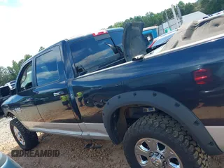 2016 Ram 2500 Laramie with VIN 3C6UR5FL8GG217024, listed as a IAAI auction lot 40235735 with 82,212 mi miles. Bid and sale history available at carsss.com. Image 15.