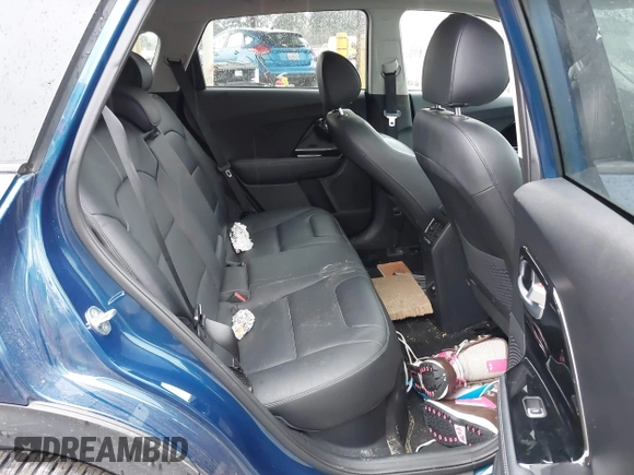 2019 Kia Niro EX with VIN KNDCE3LC7K5351502, listed as a IAAI auction lot 41871233 with 72,457 mi miles. Bid and sale history available at carsss.com. Image 8.