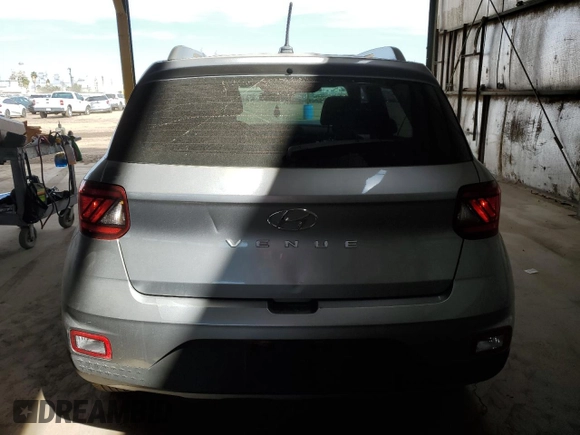 2024 Hyundai Venue SEL with VIN KMHRC8A35RU285446, listed as a Copart auction lot 51010505 with 33,792 mi miles and Salvage Title. Bid and sale history available at DreamBid. Image 6.