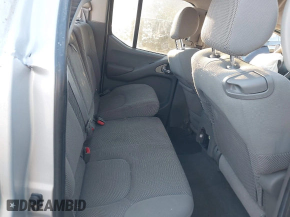 2006 Nissan Frontier SE z VIN 1N6AD07W66C470766, wystawiony jako IAAI lot #41023377 z przebiegiem Nie podano mil oraz . Historia ofert i sprzedaży dostępna na DreamBid. Obrazek 8.
