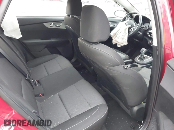 2024 Kia Forte LXS z VIN 3KPF24ADXRE830874, wystawiony jako IAAI lot #41910555 z przebiegiem 8 708 mil mil oraz . Historia ofert i sprzedaży dostępna na DreamBid. Obrazek 8.