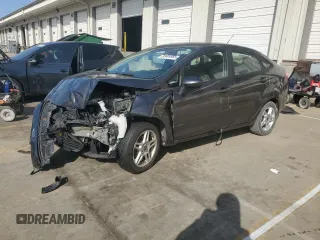 2019 Ford Fiesta SE z VIN 3FADP4BJ5KM146863, wystawiony jako Copart lot #52404965 z przebiegiem 61 286 mil mil oraz Szkoda całkowita • Salvage title. Historia ofert i sprzedaży dostępna na DreamBid. Obrazek 1.