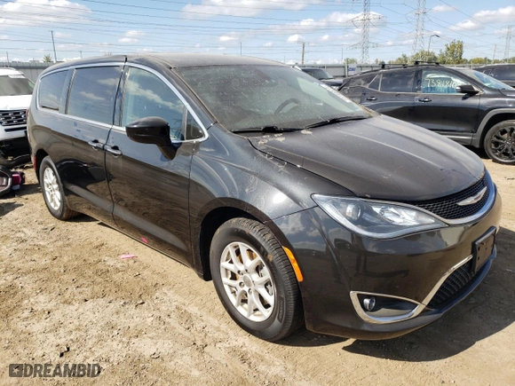 2020 Chrysler Pacifica Touring with VIN 2C4RC1FGXLR158350, listed as a Copart auction lot 73168814 with 0 mi miles and Salvage Title. Bid and sale history available at carsss.com. Image 4.