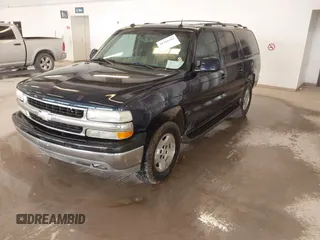 2004 Chevrolet Suburban LT with VIN 3GNEC16T34G322967, listed as a IAAI auction lot 41701602 with 157,768 mi miles. Bid and sale history available at carsss.com. Image 2.