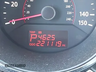 2011 Kia Sorento EX with VIN 5XYKU4A27BG075490, listed as a IAAI auction lot 41853265 with 221,119 mi miles. Bid and sale history available at carsss.com. Image 15.