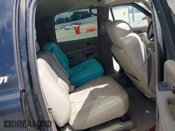 2004 Chevrolet Suburban Z71 z VIN 3GNFK16Z74G158523, wystawiony jako IAAI lot #42495502 z przebiegiem 303 931 mil mil oraz . Historia ofert i sprzedaży dostępna na DreamBid. Obrazek 8.