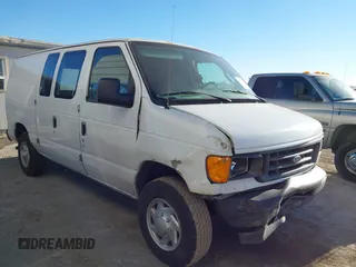 2005 Ford Econoline Cargo with VIN 1FTNE24W95HA80750, listed as a IAAI auction lot 41254839 with 201,235 mi miles. Bid and sale history available at carsss.com. Image 1.