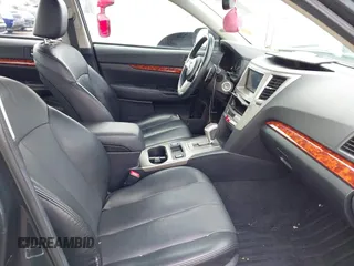 2011 Subaru Legacy Limited Power Moon с VIN 4S3BMCK6XB3222918, выставлен на аукционе IAAI как лот 42157755 с пробегом 83 083 миль миль и . История ставок и продаж доступна на DreamBid. Изображение 5.