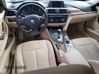 2013 BMW 3 Series 328i z VIN WBA3C1C55DF444427, wystawiony jako Copart lot #43200905 z przebiegiem 188 742 mil mil oraz Szkoda całkowita • Salvage title. Historia ofert i sprzedaży dostępna na DreamBid. Obrazek 8.