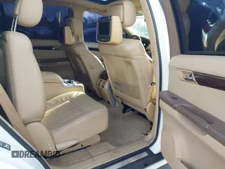2006 Mercedes-Benz R-Class 3.5L with VIN 4JGCB65E46A014769, listed as a IAAI auction lot 41152052 with 163,288 mi miles. Bid and sale history available at carsss.com. Image 8.