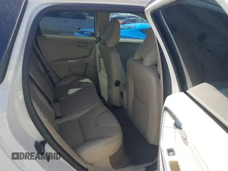 2012 Volvo XC60 3.2L с VIN YV4952DL3C2344789, выставлен на аукционе IAAI как лот 41807917 с пробегом 235 939 миль миль и . История ставок и продаж доступна на DreamBid. Изображение 8.