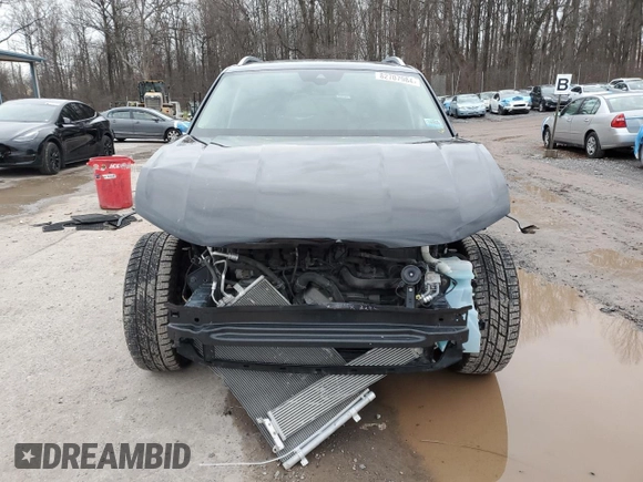 2021 Volkswagen Atlas SEL with VIN 1V2BR2CA0MC592033, listed as a Copart auction lot 82707984 with 59,157 mi miles and Salvage title. Bid and sale history available at DreamBid. Image 5.