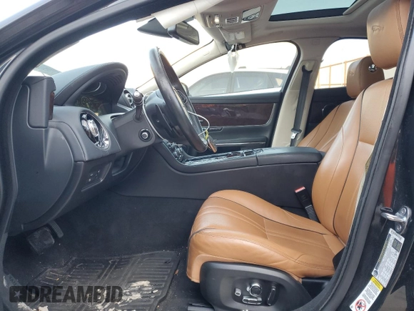 2017 Jaguar XJ with VIN SAJWA1C75H8W07788, listed as a Copart auction lot 44898685 with 83,888 mi miles and Non Repairable. Bid and sale history available at carsss.com. Image 7.