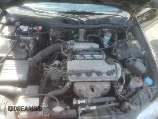 1995 Honda Civic z VIN 2HGEJ1221SH570337, wystawiony jako Copart lot #71778064 z przebiegiem 119 604 mil mil oraz Szkody całkowita. Historia ofert i sprzedaży dostępna na DreamBid. Obrazek 11.