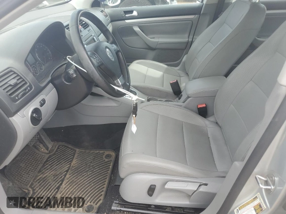 2008 Volkswagen Jetta SE with VIN 3VWRM71K38M022441, listed as a Copart auction lot 60139205 with 153,988 mi miles and Non repairable. Bid and sale history available at DreamBid. Image 7.