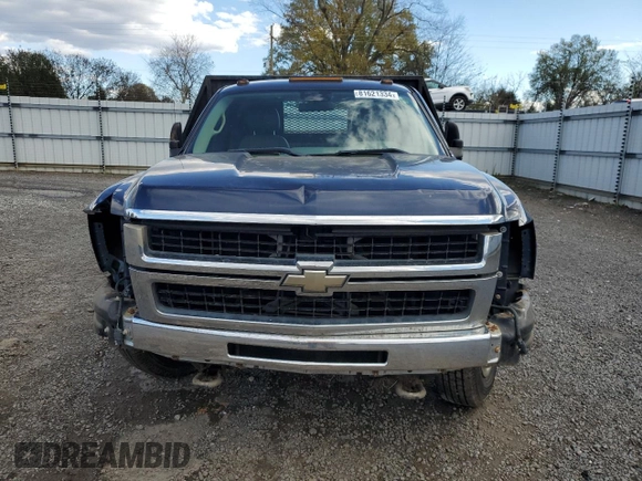2009 Chevrolet Silverado 3500HD WT with VIN 1GBJC74K99E137457, listed as a Copart auction lot 81621334 with 75,018 mi miles and Salvage Title. Bid and sale history available at DreamBid. Image 5.