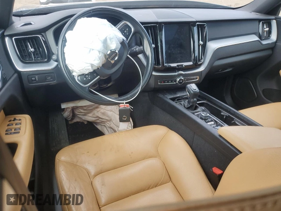 2018 Volvo XC60 Momentum with VIN YV4A22RKXJ1043803, listed as a Copart auction lot 51000515 with Not provided miles and Salvage title. Bid and sale history available at DreamBid. Image 8.