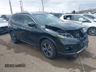 2020 Nissan Rogue SV z VIN 5N1AT2MV1LC726624, wystawiony jako IAAI lot #41856253 z przebiegiem 47 601 mil mil oraz . Historia ofert i sprzedaży dostępna na DreamBid. Obrazek 1.