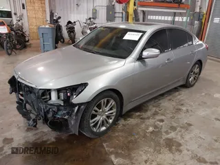 2013 Hyundai Genesis 3.8L with VIN KMHGC4DD5DU250581, listed as a IAAI auction lot 41531115 with 1 mi miles. Bid and sale history available at carsss.com. Image 2.