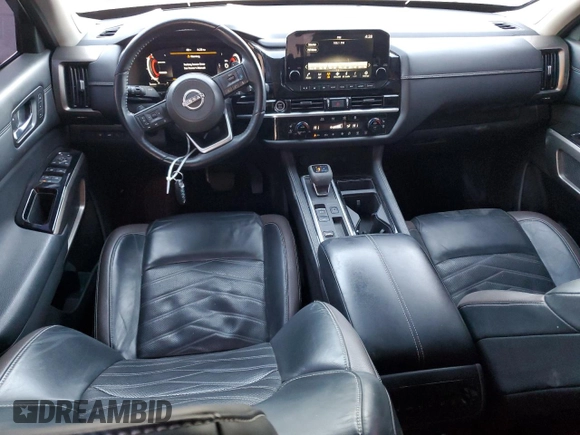 2022 Nissan Pathfinder Platinum z VIN 5N1DR3DH9NC235801, wystawiony jako Copart lot #89058675 z przebiegiem 49 260 mil mil oraz Szkoda całkowita • Salvage title. Historia ofert i sprzedaży dostępna na DreamBid. Obrazek 8.