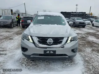 2017 Nissan Pathfinder SV with VIN 5N1DR2MN2HC687013, listed as a IAAI auction lot 41362733 with 129,832 mi miles. Bid and sale history available at carsss.com. Image 12.