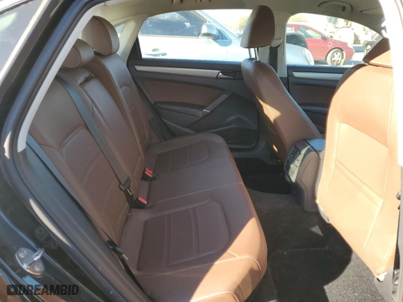 2020 Volkswagen Passat 2.0T SE with VIN 1VWSA7A33LC012683, listed as a Copart auction lot 71447962 with 25,757 mi miles. Bid and sale history available at carsss.com. Image 10.