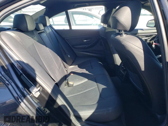 2018 BMW 3 Series 320i xDrive with VIN WBA8E5G58JNU47907, listed as a Copart auction lot 47214105 with 68,631 mi miles and Salvage Title. Bid and sale history available at carsss.com. Image 10.