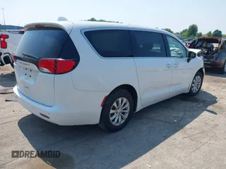 2017 Chrysler Pacifica Touring with VIN 2C4RC1DG4HR533711, listed as a IAAI auction lot 42434805 with 141,859 mi miles and . Bid and sale history available at DreamBid. Image 4.