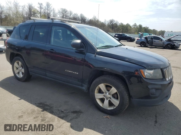 2015 Jeep Compass Sport with VIN 1C4NJDBB5FD130589, listed as a Copart auction lot 55213215 with 190,294 mi miles and Clean Title. Bid and sale history available at carsss.com. Image 4.