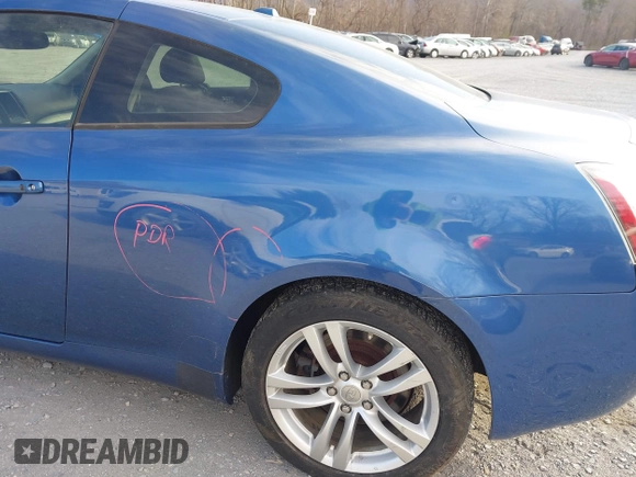 2010 Infiniti G37 Coupe x with VIN JN1CV6EL7AM153833, listed as a IAAI auction lot 41867940 with 118,329 mi miles. Bid and sale history available at carsss.com. Image 20.