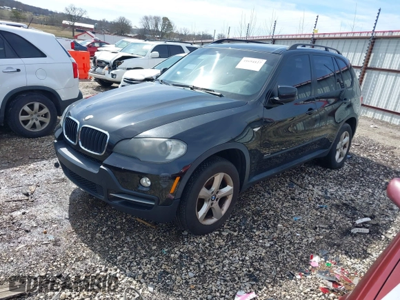 2008 BMW X5 3.0si with VIN 5UXFE43548L009495, listed as a IAAI auction lot 41694127 with 165,173 mi miles. Bid and sale history available at carsss.com. Image 2.