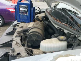 2008 Chevrolet Express Cargo с VIN 1GCGG25CX81111251, выставлен на аукционе IAAI как лот 43186243 с пробегом 143 956 миль миль и . История ставок и продаж доступна на DreamBid. Изображение 12.