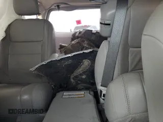 2015 Toyota Sienna XLE с VIN 5TDYK3DC1FS541180, выставлен на аукционе Copart как лот 59078585 с пробегом 94 014 миль миль и Списание • Salvage title. История ставок и продаж доступна на DreamBid. Изображение 10.