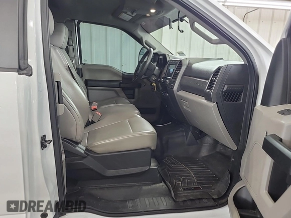 2019 Ford F-250 XL with VIN 1FT7X2B60KED15782, listed as a IAAI auction lot 42840321 with 119,106 mi miles and . Bid and sale history available at DreamBid. Image 52.