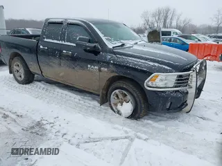 2014 Ram 1500 Tradesman z VIN 1C6RR7FT9ES151722, wystawiony jako IAAI lot #41274254 z przebiegiem 101 863 mil mil oraz . Historia ofert i sprzedaży dostępna na DreamBid. Obrazek 1.