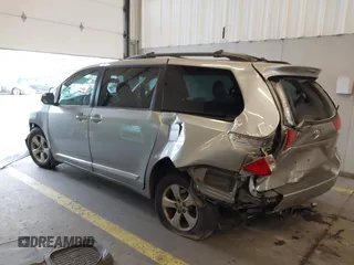 2012 Toyota Sienna LE AAS with VIN 5TDKK3DCXCS271299, listed as a IAAI auction lot 41376742 with 134,968 mi miles. Bid and sale history available at carsss.com. Image 3.