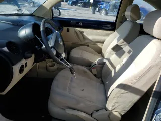 2005 Volkswagen New Beetle Coupe GLS with VIN 3VWCK31C65M403080, listed as a Copart auction lot 45346465 with 118,716 mi miles and Salvage Title. Bid and sale history available at carsss.com. Image 7.