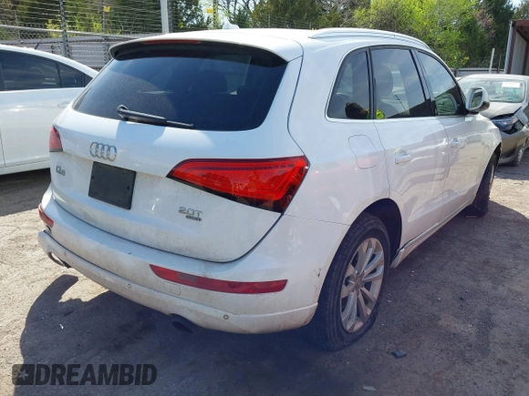 2014 Audi Q5 Premium Plus z VIN WA1LFAFP2EA007145, wystawiony jako IAAI lot #41937027 z przebiegiem 139 418 mil mil oraz . Historia ofert i sprzedaży dostępna na DreamBid. Obrazek 4.