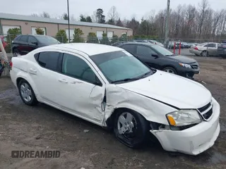 2010 Dodge Avenger SXT with VIN 1B3CC4FDXAN193611, listed as a IAAI auction lot 41798586 with 92,800 mi miles. Bid and sale history available at carsss.com. Image 1.